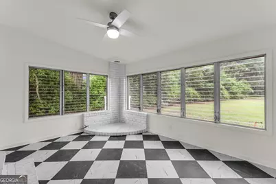2223 E Derenne Avenue, Savannah, GA 31406 - Photo 28
