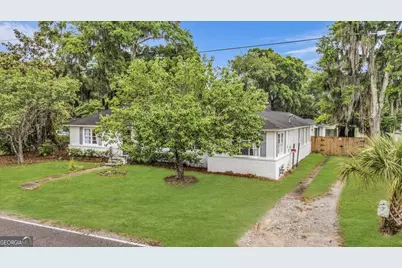 2223 E Derenne Avenue, Savannah, GA 31406 - Photo 72