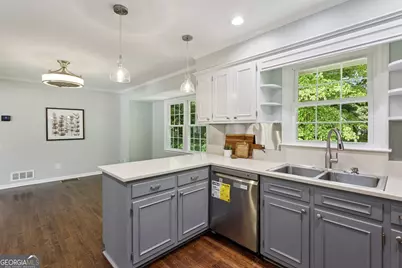688 Huntington Place SE, Marietta, GA 30067 - Photo 18