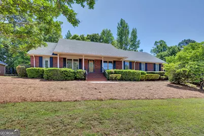 675 SE Clubland Circle, Conyers, GA 30094 - Photo 2