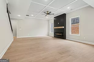 4457 Meadowwood Dr, Loganville, GA 30052 - Photo 10