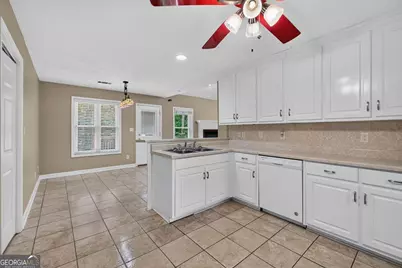 560 Brook Hollow Drive, McDonough, GA 30252 - Photo 12