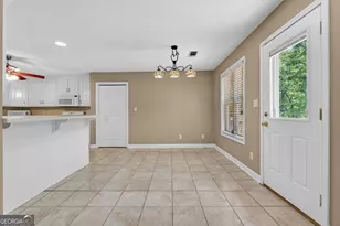 560 Brook Hollow Dr, McDonough, GA 30252 - Photo 10