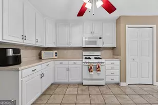 560 Brook Hollow Dr, McDonough, GA 30252 - Photo 12