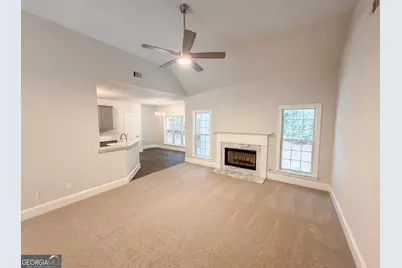 125 Farr Lake Drive, Tyrone, GA 30290 - Photo 4