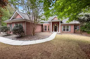 125 Farr Lake Dr, Tyrone, GA 30290 - Photo 1