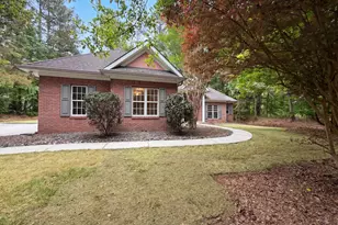 125 Farr Lake Dr, Tyrone, GA 30290 - Photo 2