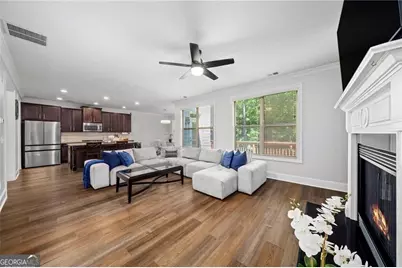 7805 Highland Bluff, Sandy Springs, GA 30328 - Photo 14