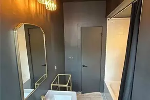 128 Peachtree Memorial Dr NW, Atlanta, GA 30309 - Photo 8