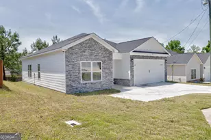 15 Lemon, Phenix City, AL 36869 - Photo 2