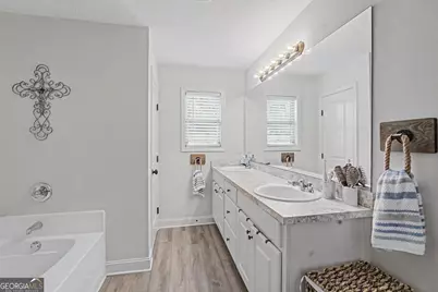 171 Goldshore Way, Statham, GA 30666 - Photo 16