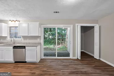 5881 Seam Street, Lithonia, GA 30058 - Photo 12