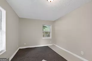 5881 Seam St, Lithonia, GA 30058 - Photo 8