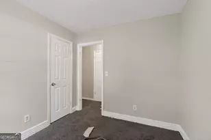5881 Seam St, Lithonia, GA 30058 - Photo 10