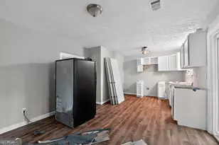 5881 Seam St, Lithonia, GA 30058 - Photo 20