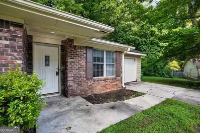 5881 Seam Street, Lithonia, GA 30058 - Photo 4