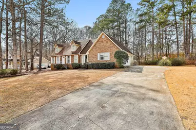 8039 Woods Lane, Jonesboro, GA 30236 - Photo 2
