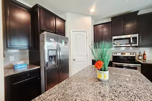 117 Thomaston St, Newnan, GA 30263 - Photo 18