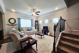 117 Thomaston St, Newnan, GA 30263 - Photo 10