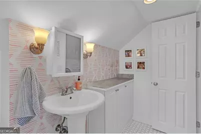 716 Burke Road NE, Atlanta, GA 30305 - Photo 26