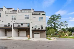 2543 Astaire Ct, Atlanta, GA 30318 - Photo 32