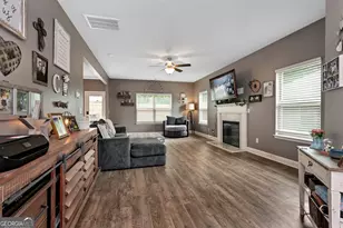 447 Brks Vlg Dr, Pendergrass, GA 30567 - Photo 8
