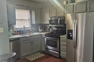 2167 Wellington Cir, Lithonia, GA 30058 - Photo 6