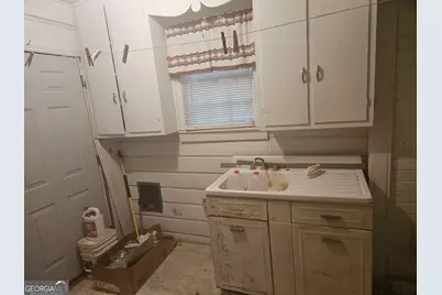 133 Hendrix Street, Millen, GA 30442 - Photo 6