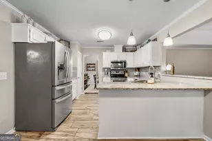 1389 Douglas Dr, Ellerslie, GA 31807 - Photo 8