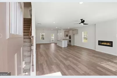 1555 Sungrown Way, McDonough, GA 30253 - Photo 2