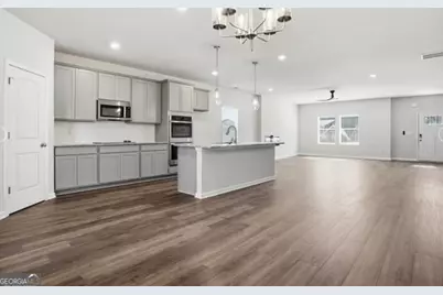 1555 Sungrown Way, McDonough, GA 30253 - Photo 4