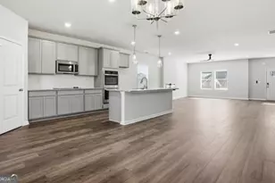 1555 Sungrown Wy, McDonough, GA 30253 - Photo 4