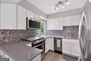 2479 Peachtree Rd NE, Atlanta, GA 30305 - Photo 8