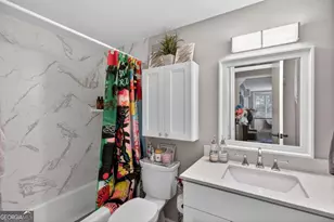 2479 Peachtree Rd NE, Atlanta, GA 30305 - Photo 18