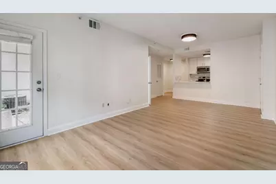 1075 Peachtree Walk NE #A301, Atlanta, GA 30309 - Photo 4