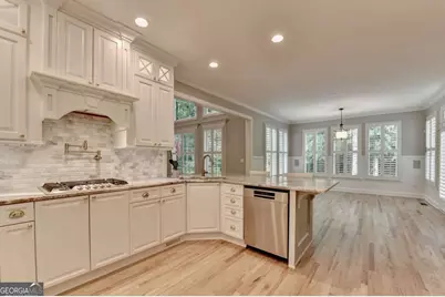 6032 Thunder Woods Trail, Sugar Hill, GA 30518 - Photo 20