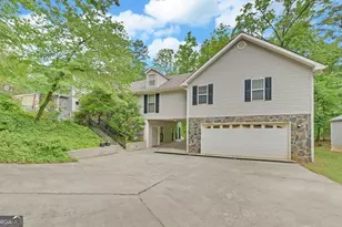 371 Shorewood Cir, Toccoa, GA 30577 - Photo 1