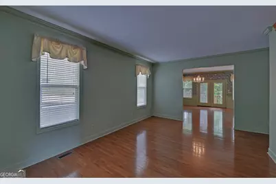 371 Shorewood Circle, Toccoa, GA 30577 - Photo 8