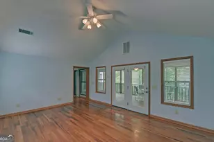 371 Shorewood Cir, Toccoa, GA 30577 - Photo 28