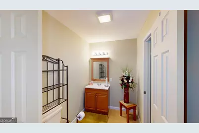 100 Hawthorn Drive, Carrollton, GA 30116 - Photo 34