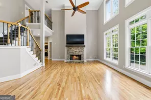 215 Lynwood Ct, Roswell, GA 30075 - Photo 12