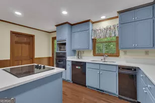 154 Tanglewood Ln, Sharpsburg, GA 30277 - Photo 16