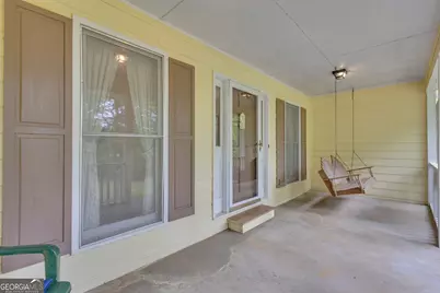 154 Tanglewood Lane, Sharpsburg, GA 30277 - Photo 6