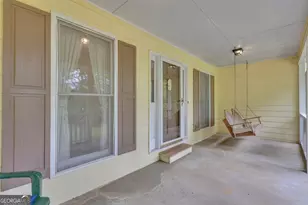 154 Tanglewood Ln, Sharpsburg, GA 30277 - Photo 6