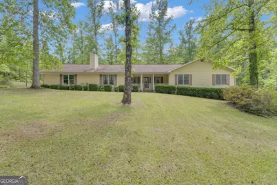 154 Tanglewood Lane, Sharpsburg, GA 30277 - Photo 1