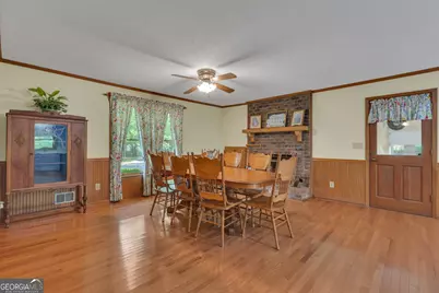 154 Tanglewood Lane, Sharpsburg, GA 30277 - Photo 8