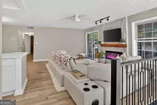 1410 N Crossing Dr NE, Atlanta, GA 30329 - Photo 4