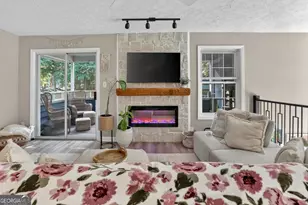 1410 N Crossing Dr NE, Atlanta, GA 30329 - Photo 10
