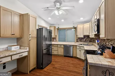 438 Hunt Drive, Savannah, GA 31406 - Photo 14