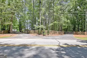 315 Vaughn Rd, Newnan, GA 30265 - Photo 2